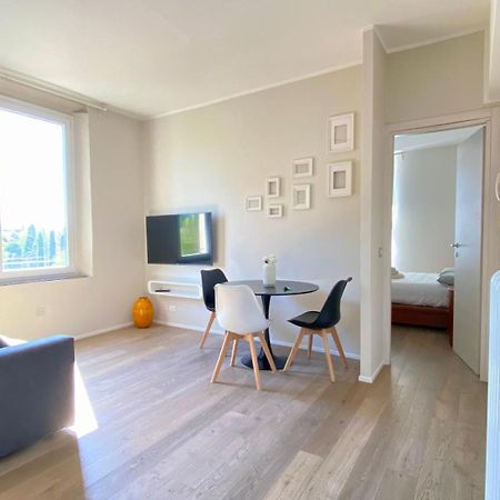 Suite649 Nuova 5 모데나 외부 사진