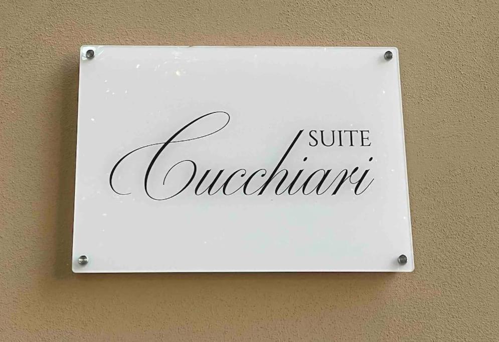 Suite649 Nuova 5 모데나 외부 사진
